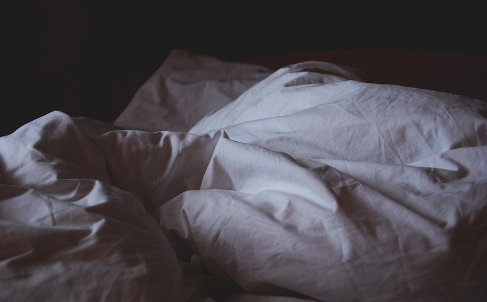 体内時計が狂い不眠症に