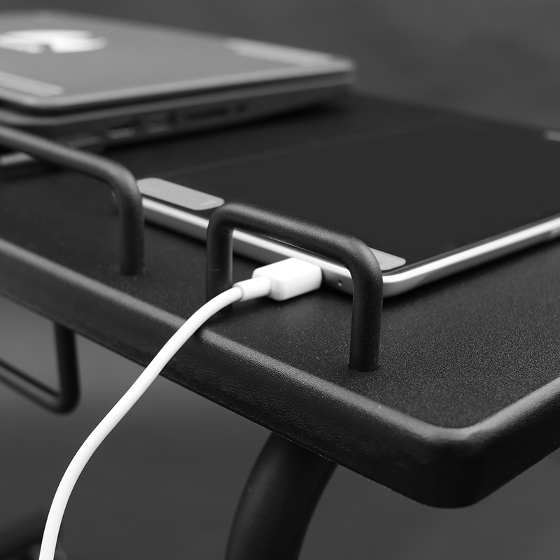 落下防止バー (ケーブルホール)