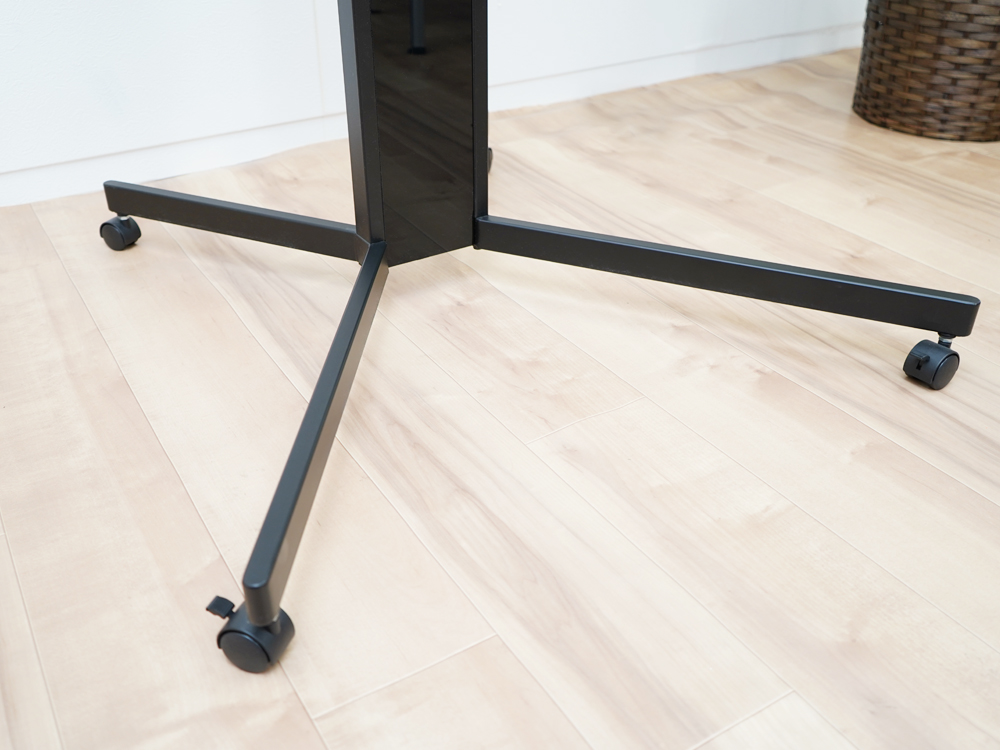 キャスター付き