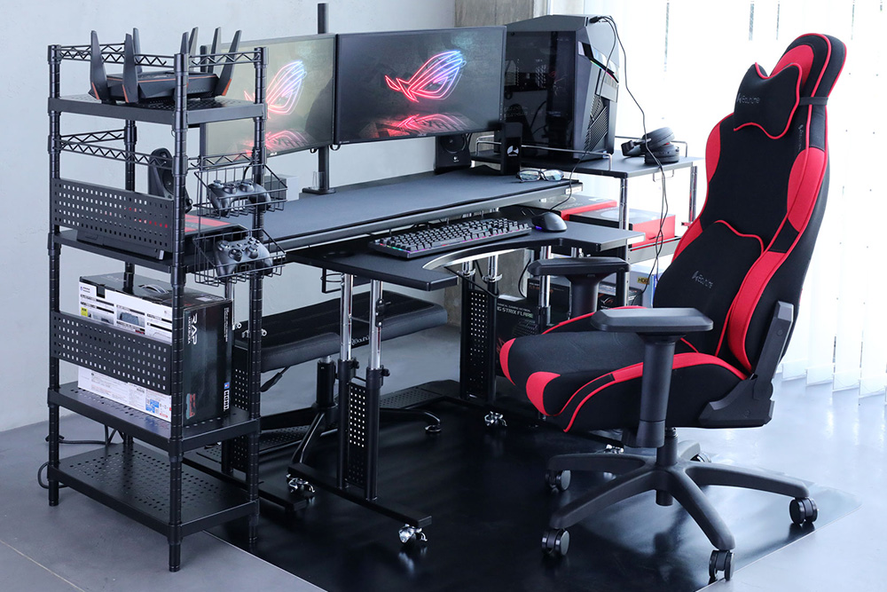 14 Amazing Gaming Desk Layouts Bauhütte, What Depth Should A Gaming Desk Be