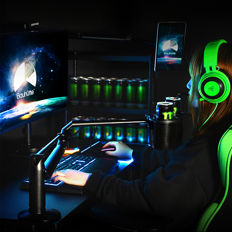 ゲーミングデスクに