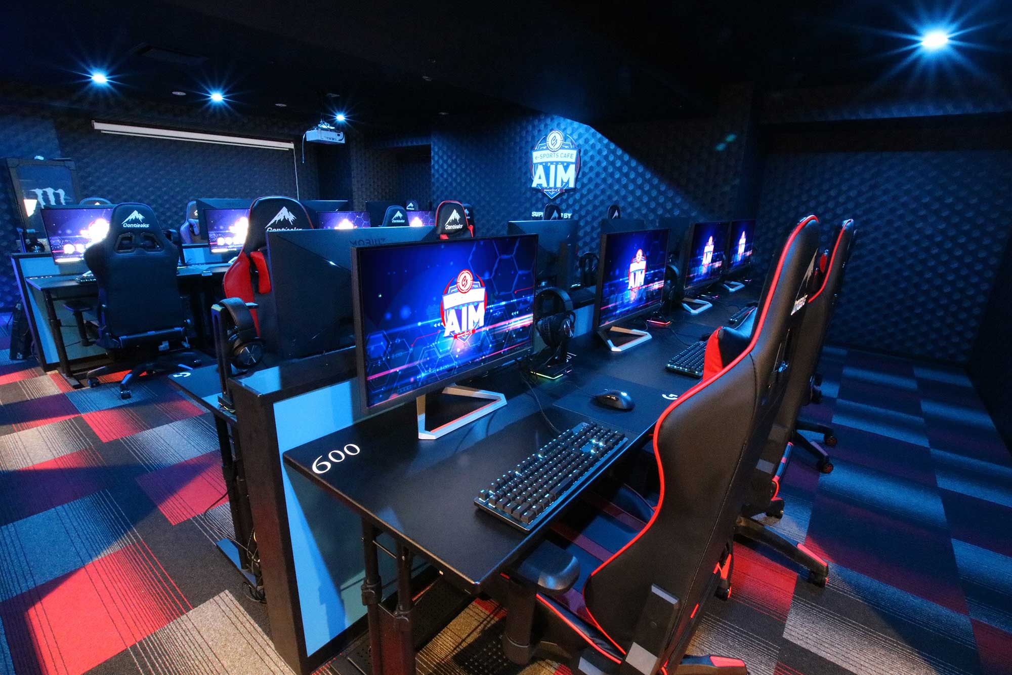 【導入事例】　eSPORTS CAFE AIM 池袋店