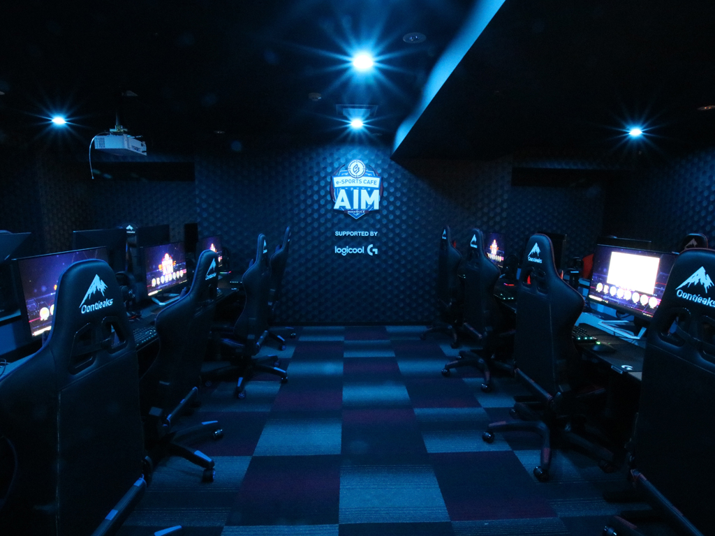 【導入事例】　eSPORTS CAFE AIM 池袋店