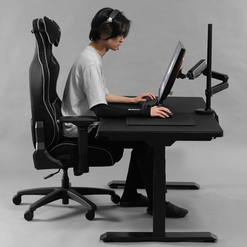 スーパーゲーミングデスク