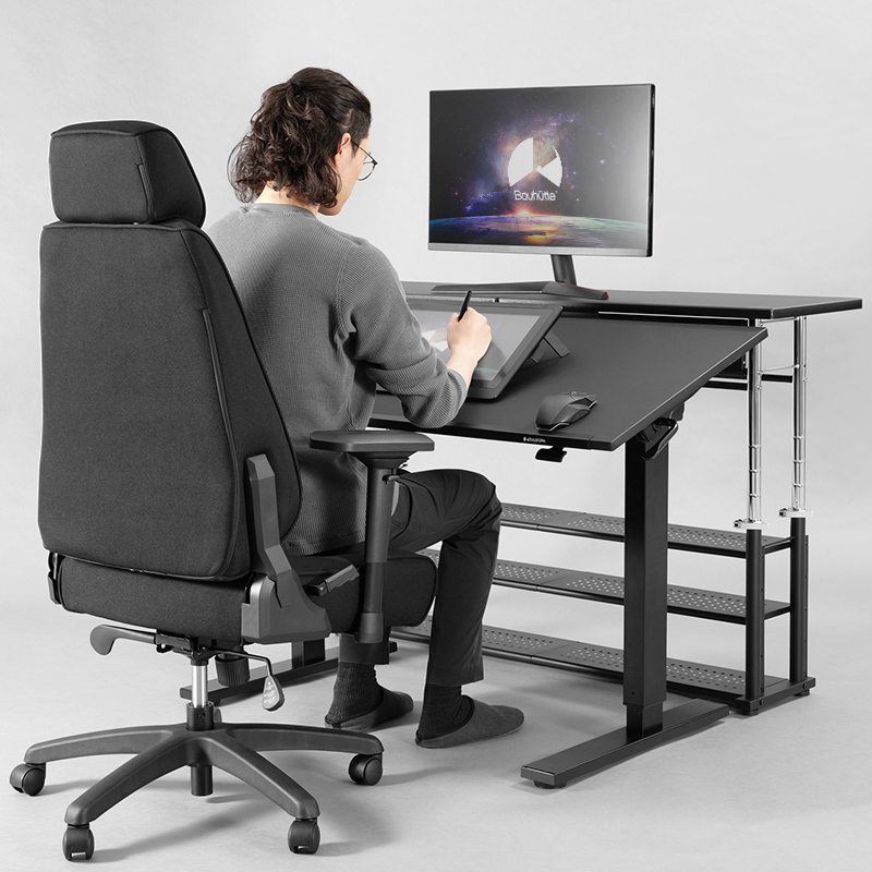 クリエイターの作業環境にも