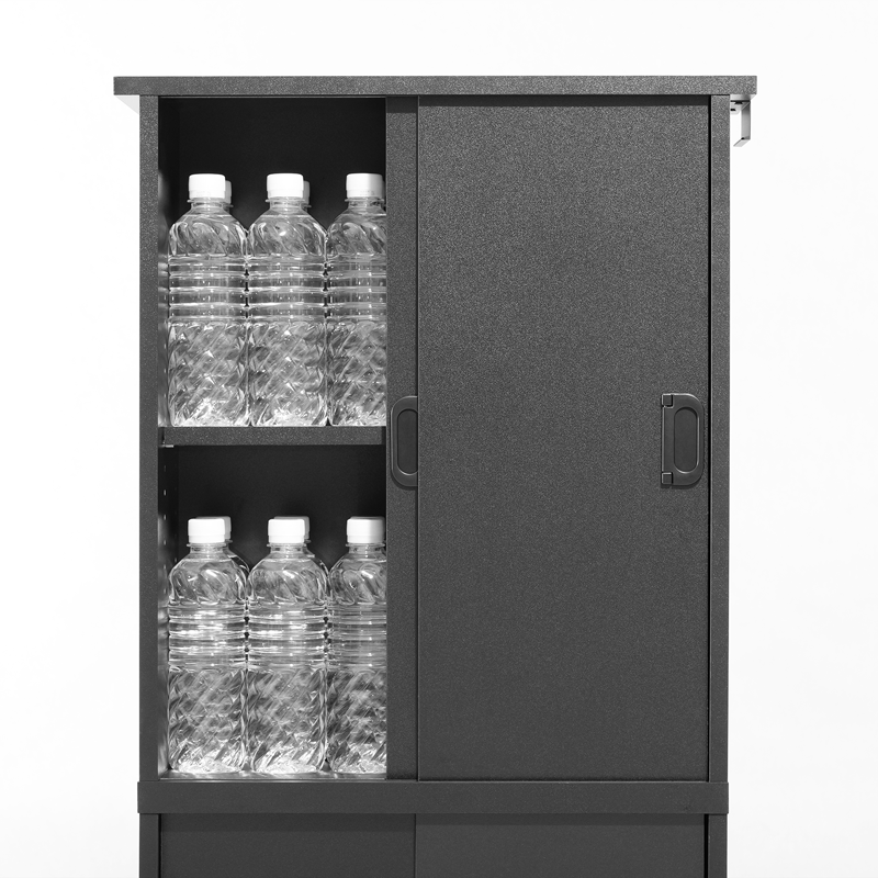 ホコリや日光を防ぐフルクローズ仕様