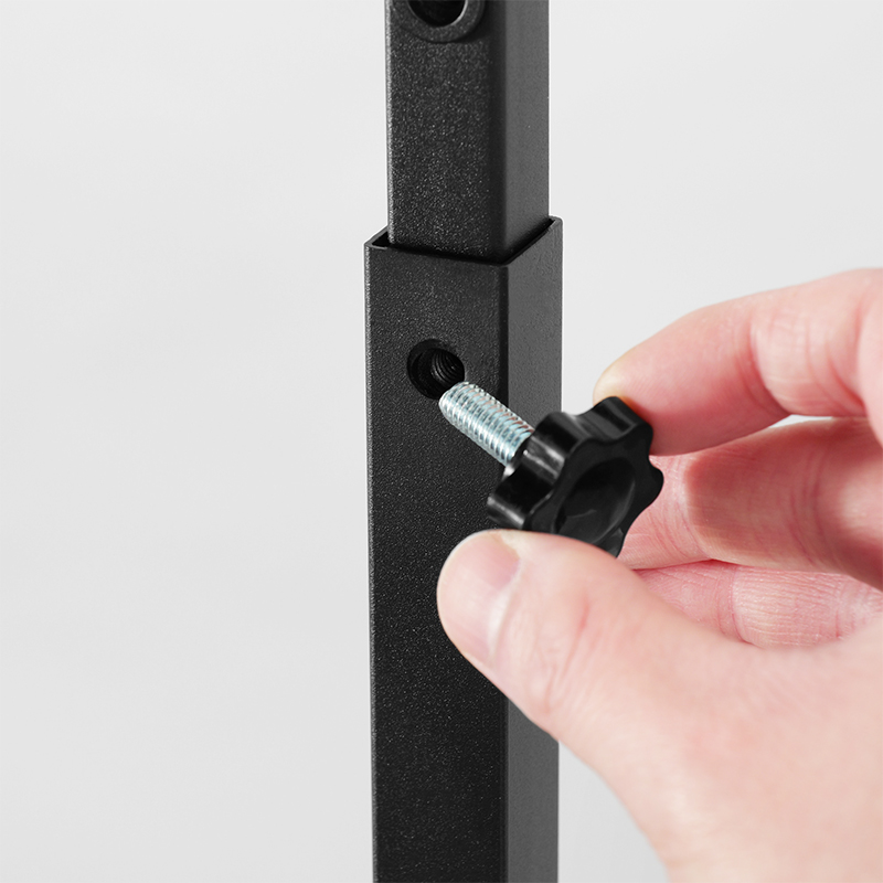 ノブボルト固定