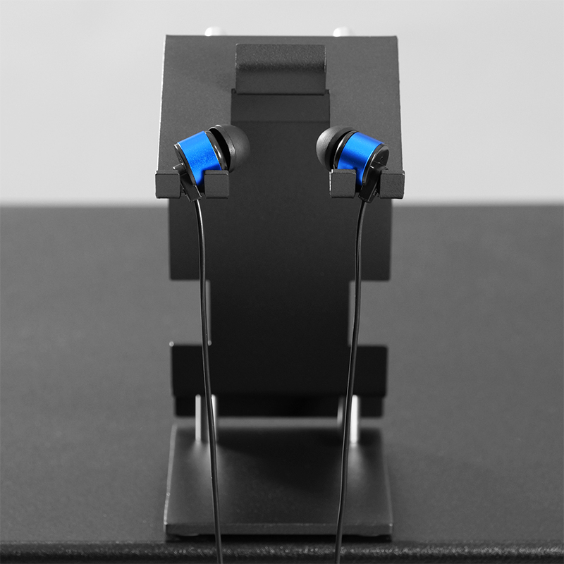 幅広い形状に対応するスリット